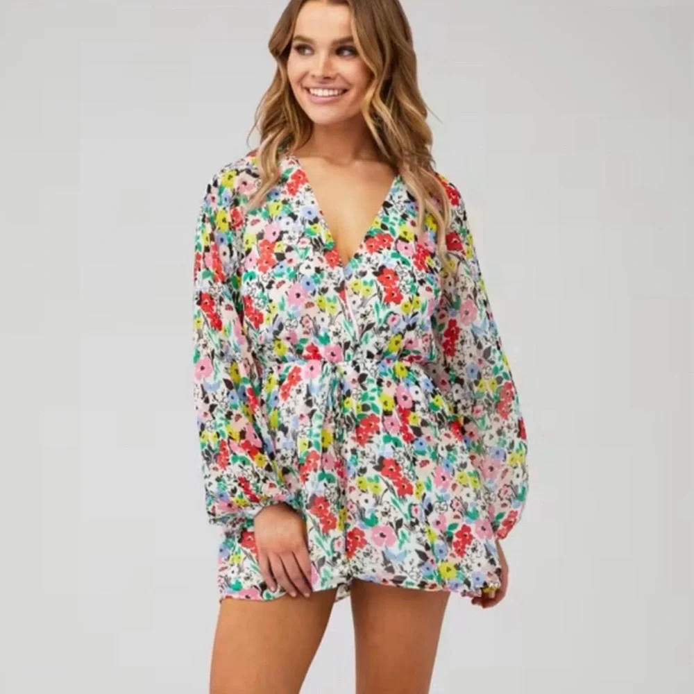 YUMI KIM | Naomi Romper in White Juniper‎ V-Neck Long Sleeve Floral Print Sz. XS